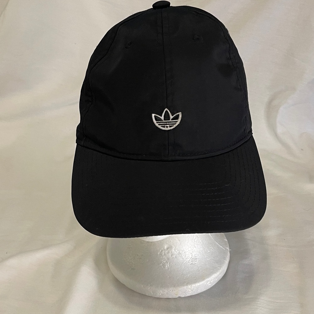 Adidas Originals Relaxed Strapback Hat Black Nylon Trefoil Logo OSFW Unisex